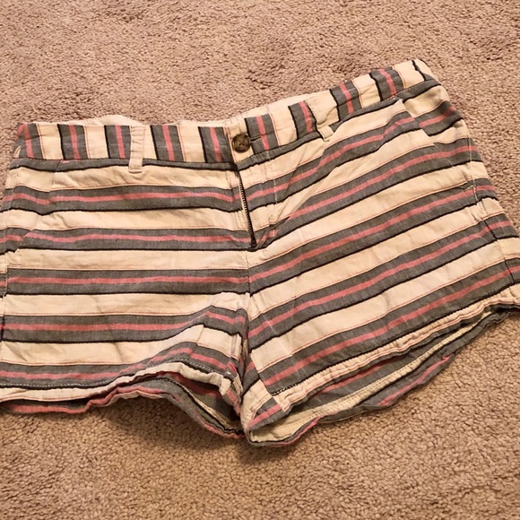 🩳 Merona Shorts Size 8 🩳 - Picture 3 of 8